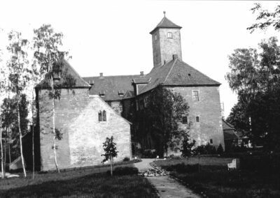 Wasserburg Rueckansicht ohne Anbau